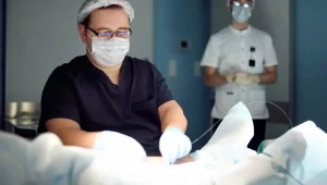 O que faz um cirurgião vascular Unic