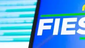 celular com app do fies