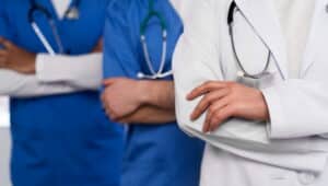 Mercado de trabalho para médicos